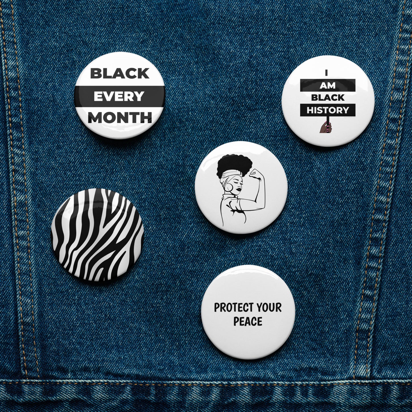 Black and White - set of pin buttons